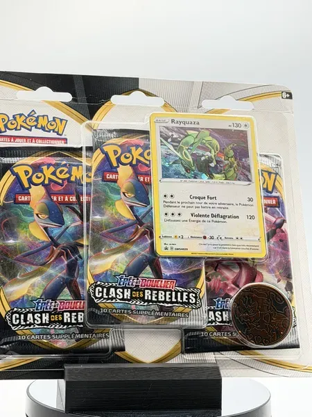 Tripack_Pokémon_EB02 _Clash_des_Rebelles _Rayquaza (1)_resultat.webp