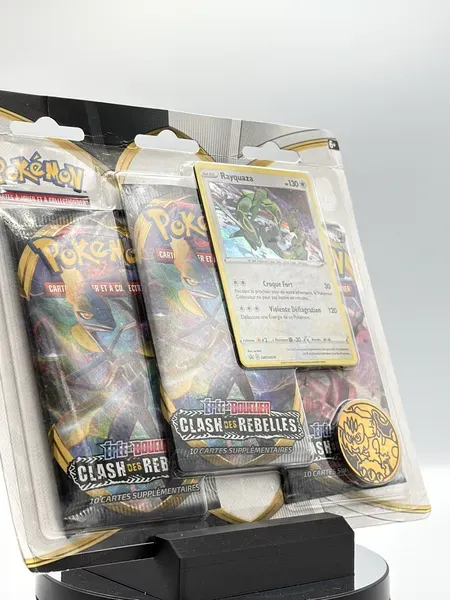 Tripack_Pokémon_EB02 _Clash_des_Rebelles _Rayquaza (86)_resultat.webp