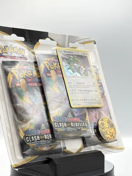Tripack_Pokémon_EB02 _Clash_des_Rebelles _Rayquaza (85)_resultat.webp